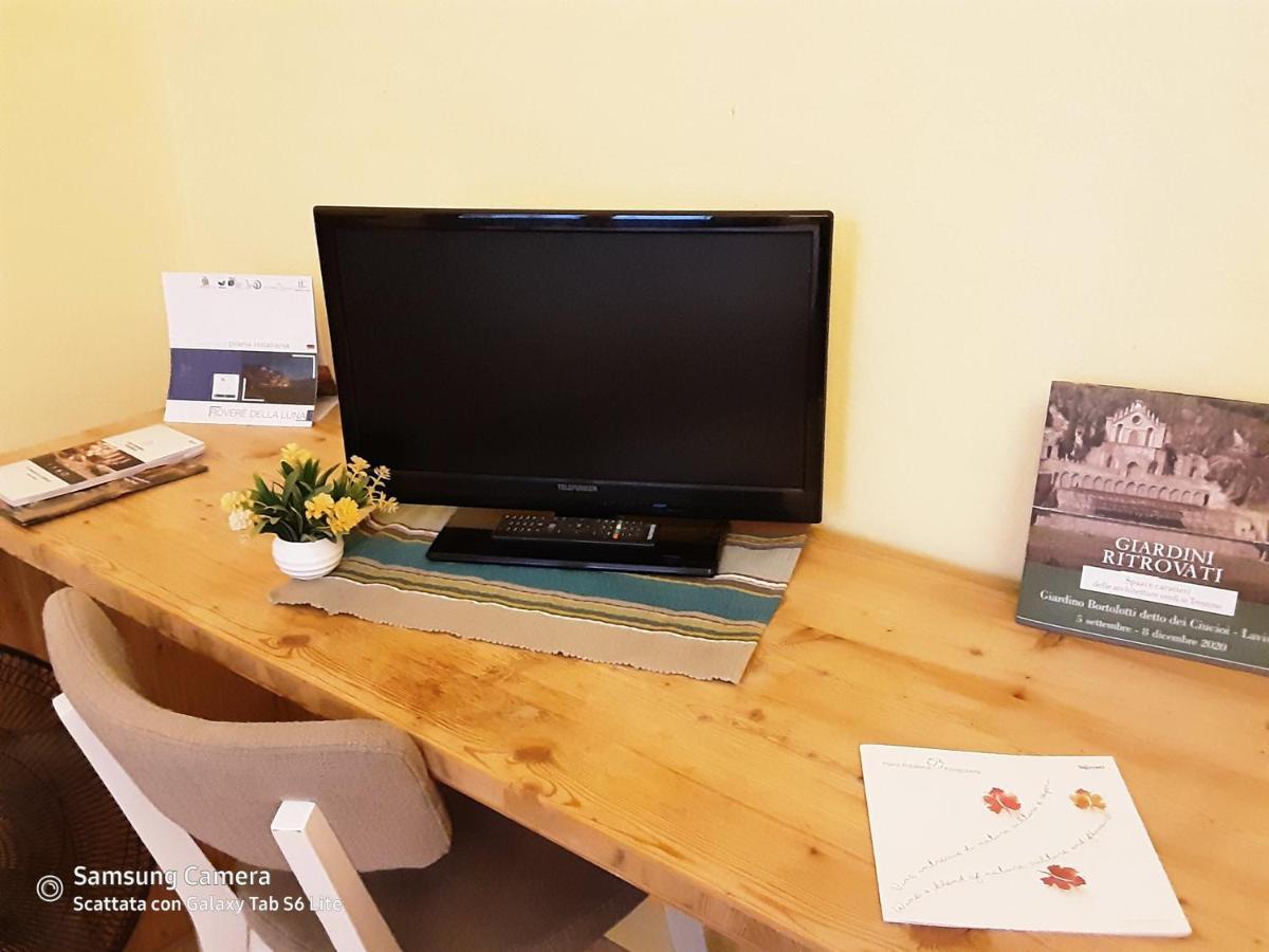B&B Anna Rovere della Luna Екстер'єр фото