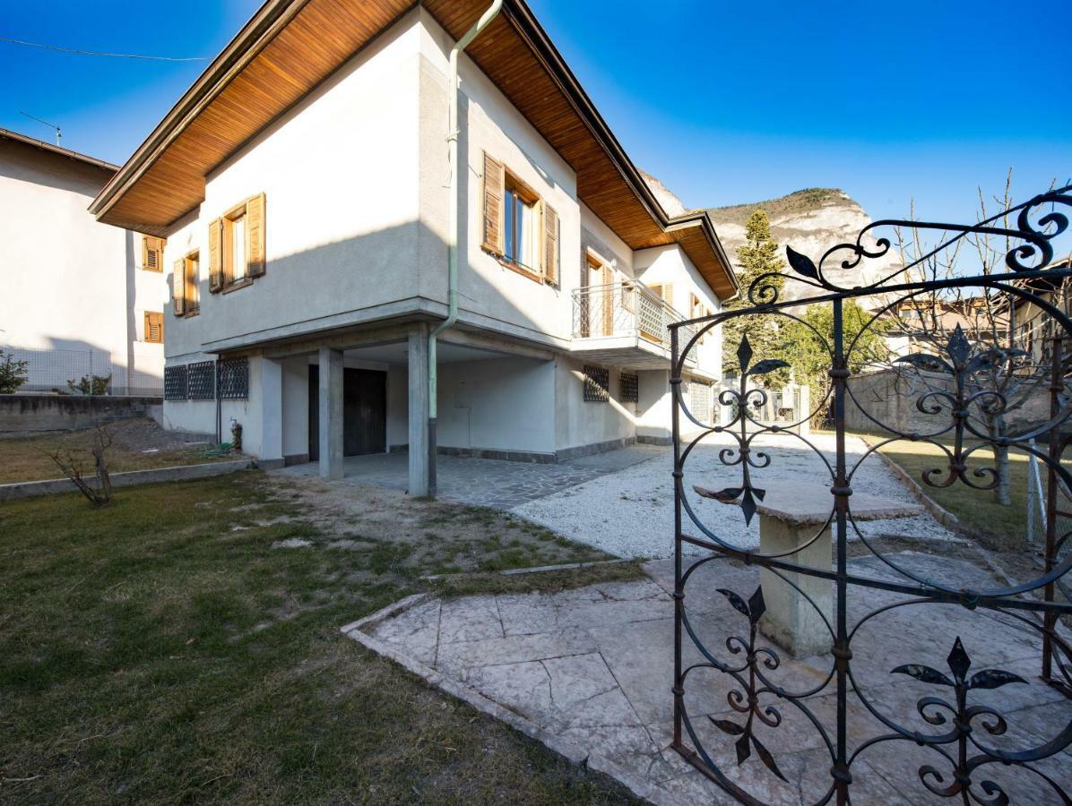 B&B Anna Rovere della Luna Екстер'єр фото