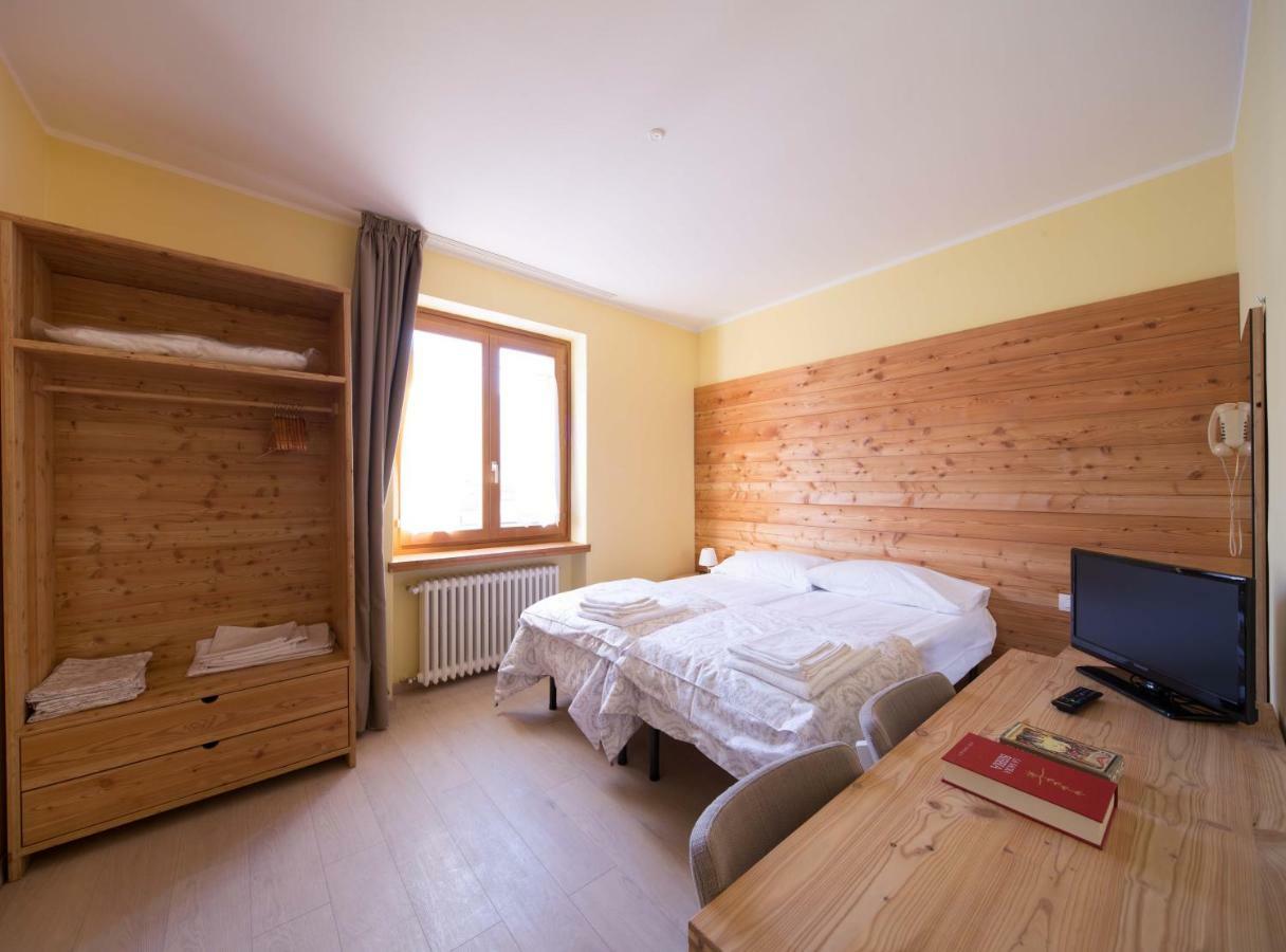 B&B Anna Rovere della Luna Екстер'єр фото